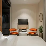 Degrassi Boutique Garni Hotel