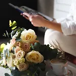 Degrassi Boutique Garni