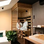 Degrassi Boutique Garni Izola