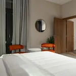Degrassi Boutique Garni 4*
