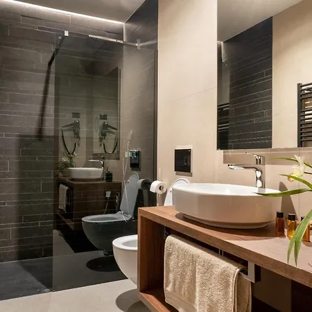Hotel Degrassi Boutique Garni 4*
