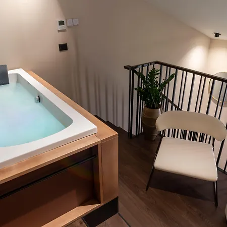 Hotel Degrassi Boutique Garni Izola