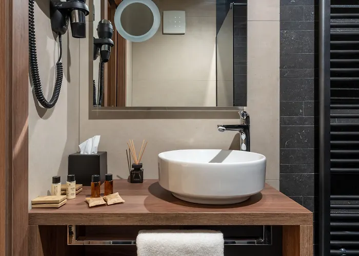 Degrassi Boutique Garni מלון איזולה