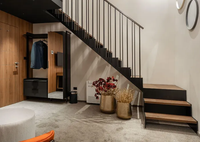 Degrassi Boutique Garni Hotel